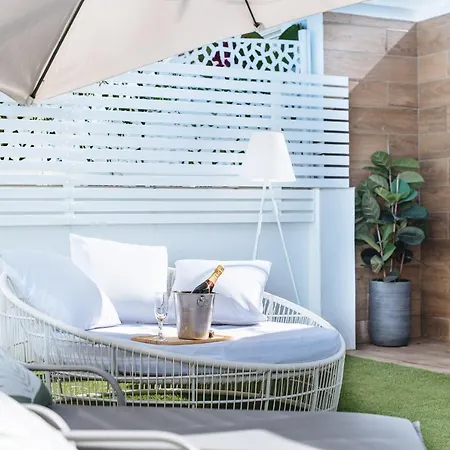 Magno Apartments Alameda 1851 Penthouse - Private Terrace And Jacuzzi Sevilha Exterior foto